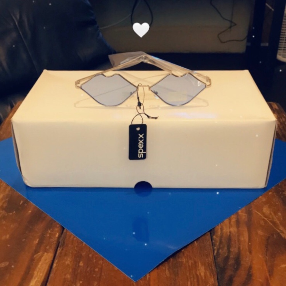 Sunglasses 😎